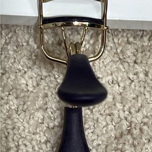 tarte Gold and Black Eyelash Curler